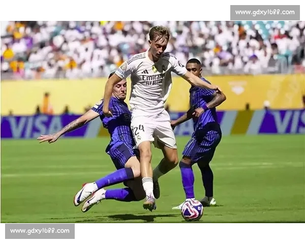 皇马新援首秀！阿诺德、赫伊森领衔出战世俱杯